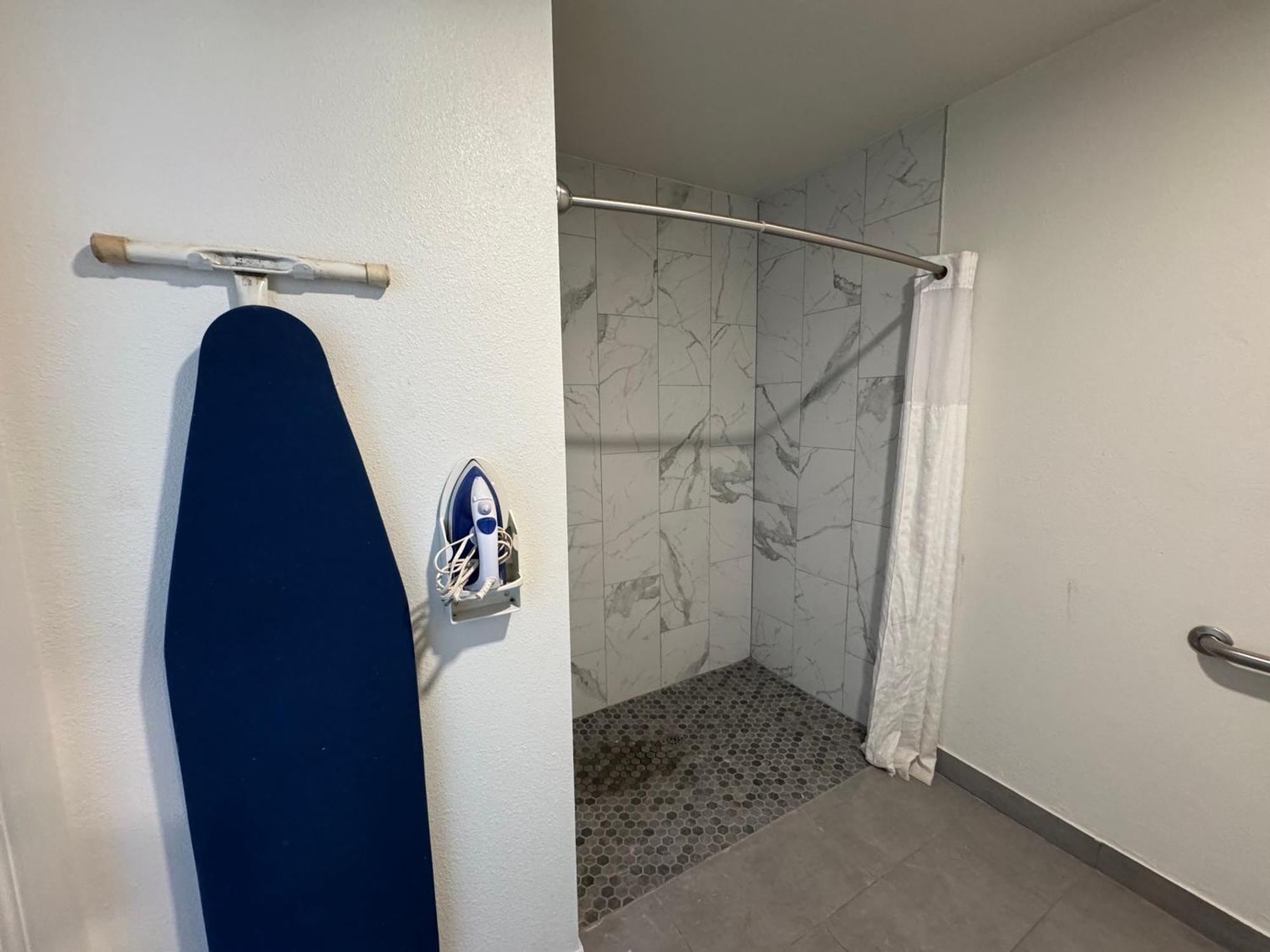 Clarion Inn & Suites Dothan South Eksteriør billede