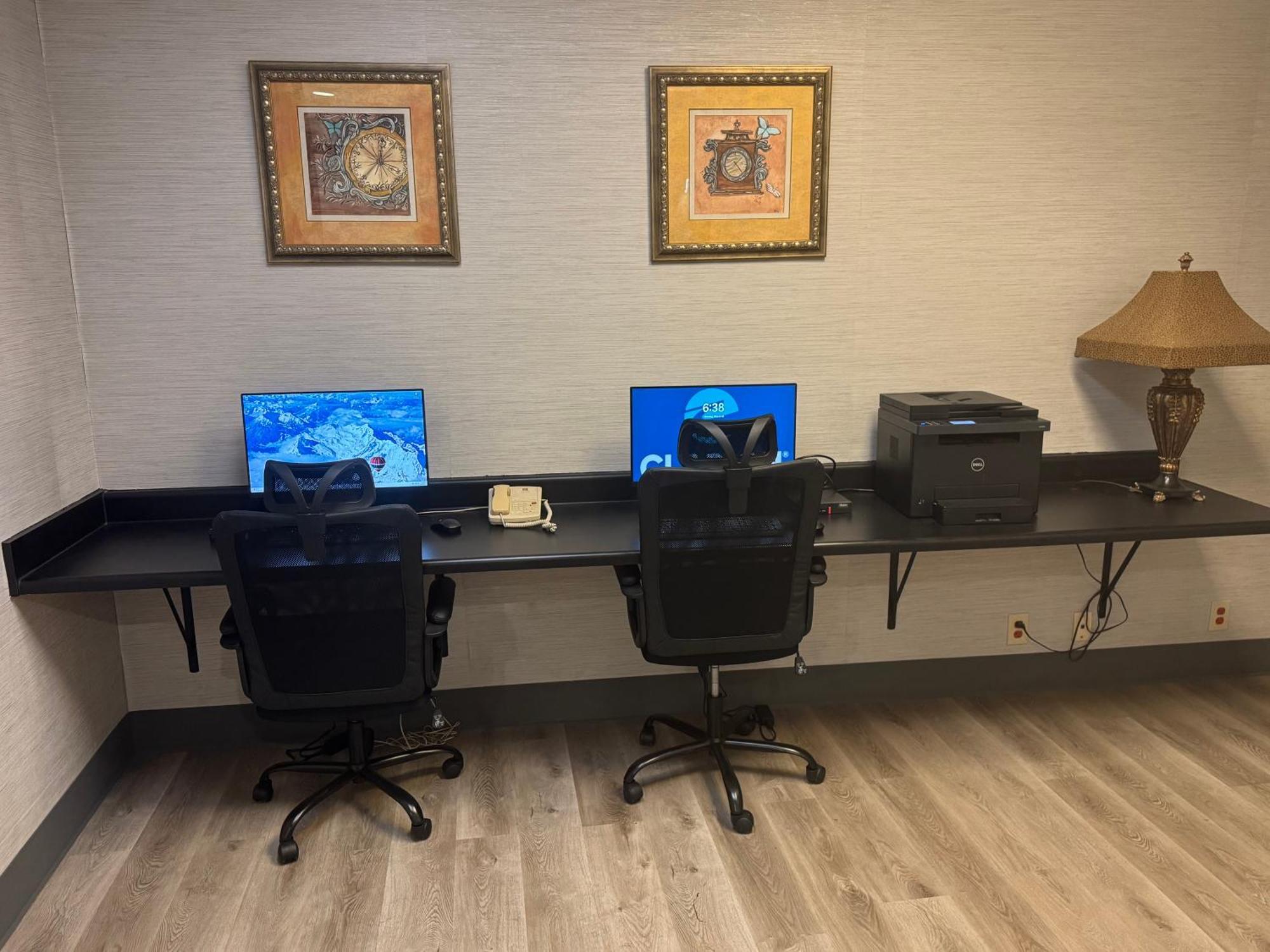 Clarion Inn & Suites Dothan South Eksteriør billede